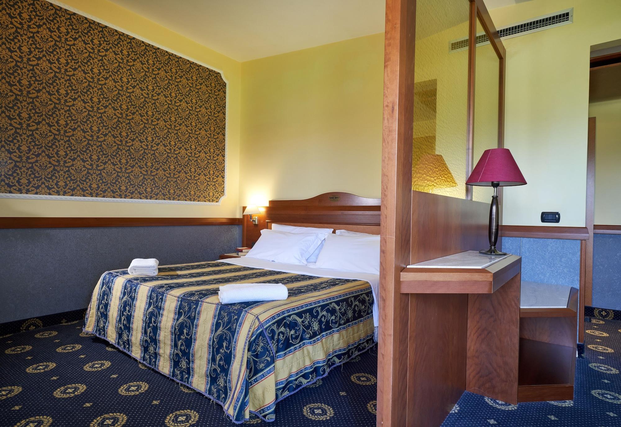 Hotel Ristorante La Piana Telese Terme Екстер'єр фото